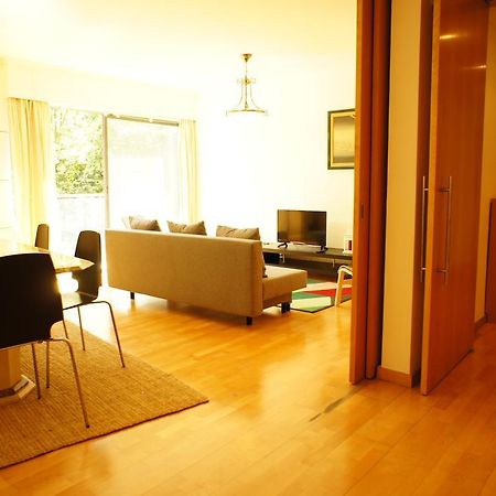 Modern Apartment Near The Bridge Lisboa Exterior foto