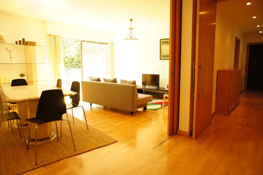 Modern Apartment Near The Bridge Lisboa Exterior foto